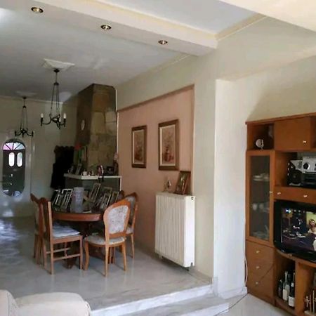 Ferienwohnung Ioannis Mégara Exterior foto